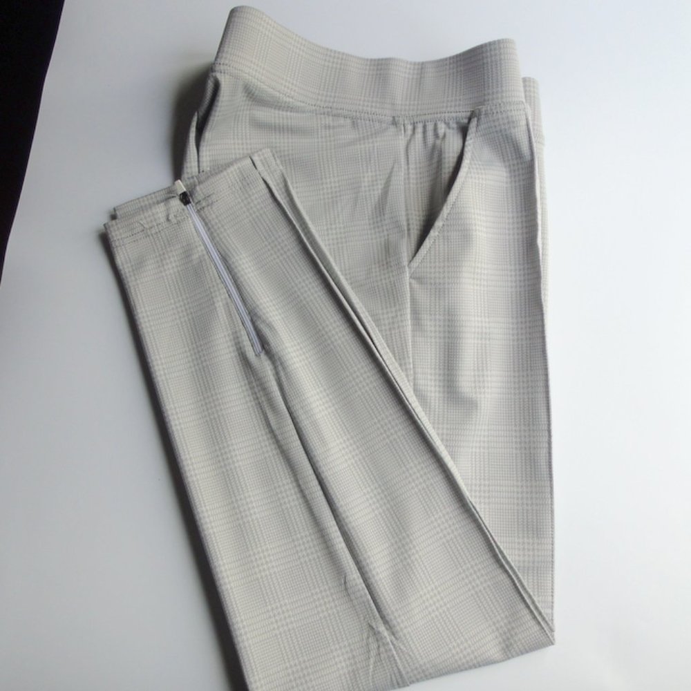 Hue Beige Check Leggings with Ankle Zipper l  Size Ml  Excellent 4 Travel